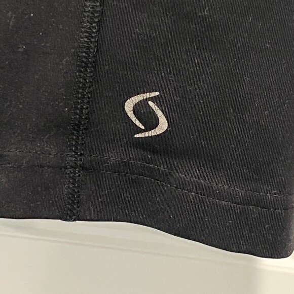 Moving Comfort Women's Black Workout High-Rise Capri Pants, Large - Picture 4 of 5